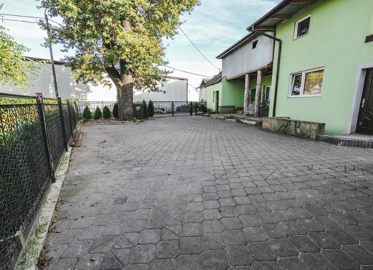 Twoja Przestrzen Noclegi Pokoje Mieszkanie Do Wynajecia Nowy Sacz Exterior photo