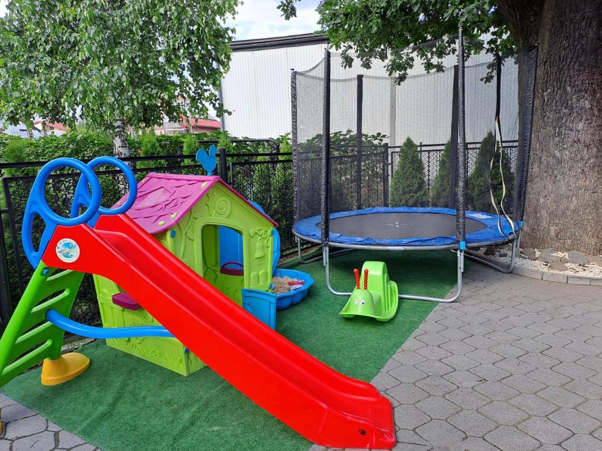 Twoja Przestrzen Noclegi Pokoje Mieszkanie Do Wynajecia Nowy Sacz Exterior photo
